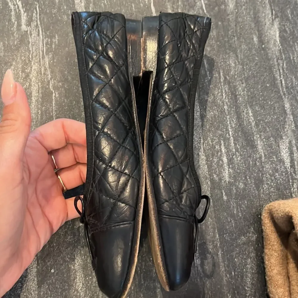 Chanel Slides  - Picture 3 of 7